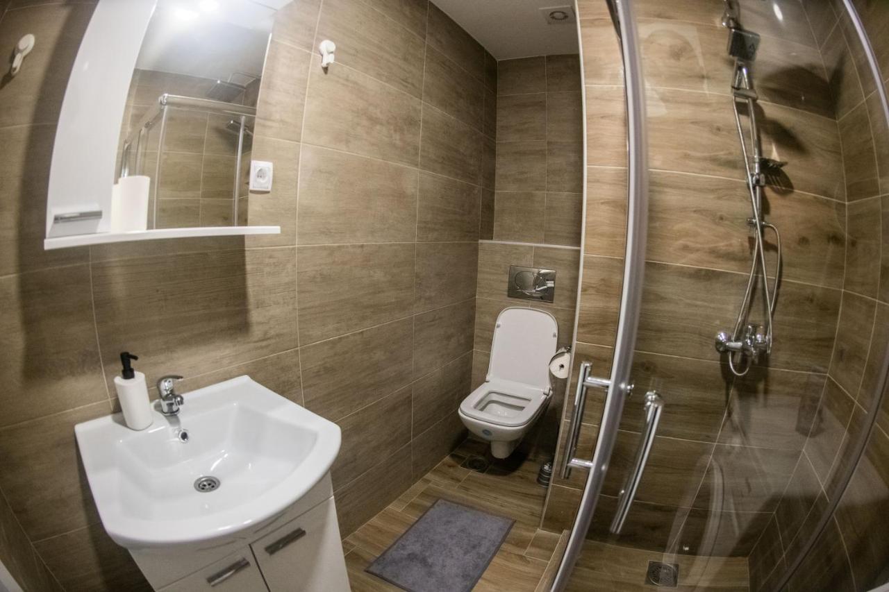 Apartman Tea 3 Belgrado Exterior foto